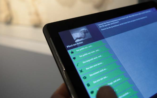 Welches Vorwissen, welche Assoziationen und welche Interessen und Fragen haben Besucherinnen und Besucher zu den Dingen, die im Museum ausgestellt sind? Eine App könnte helfen, mehr darüber zu erfahren, um bei der Ausstellungsgestaltung die Sichtweisen der zukünftigen Nutzer besser einbeziehen zu können. (Design und Programmierung: Marlene Kettner, Magdalena Noffke) Foto: Bernd Wannenmacher
