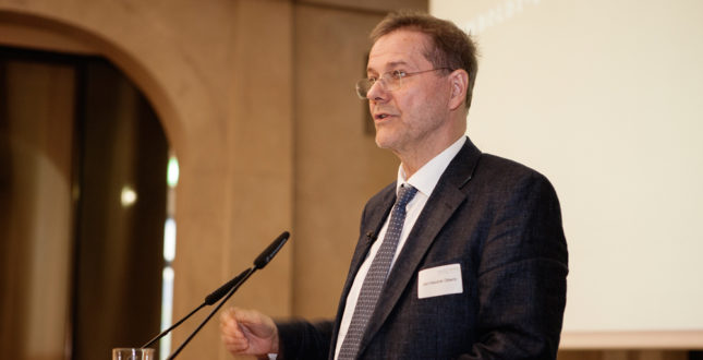 Jan-Hendrik Olbertz während einer Rede auf der Kick-off Veranstaltung Edition Topoi | Foto: Waldemar Brzezinski | © EXC Topoi