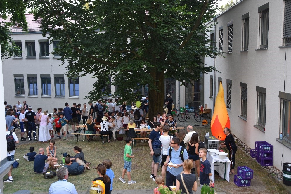 Der Garten des Exzellenzclusters Topoi bei der Langen Nacht der Wissenschaften 2018| © Götting.